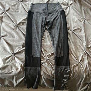 Victoria's Secret Pink Ultimate Leggings